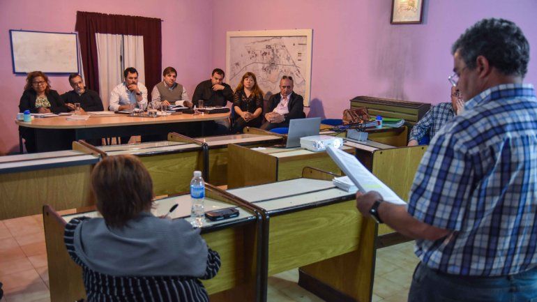 Concejales del MPN, al cruce con Crexell: La senadora se llevó una mirada parcial de Plottier