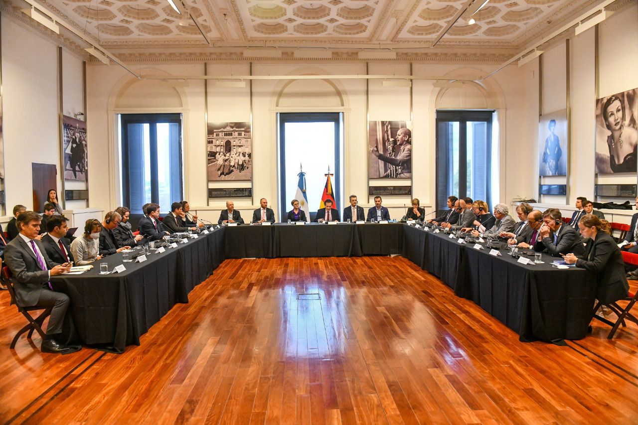 Alemania declara su interés por Vaca Muerta y el hidrógeno