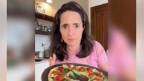 Viral | Receta navideña y divertida de Paulina Cocina para alegrar tu mesa: hummus para el arbolito Viral | Receta navideña y divertida de Paulina Cocina para alegrar tu mesa: hummus para el arbolito