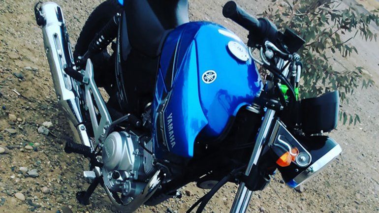 La denuncia fue realizada en la Comisaría de Huincul. La moto robada es de 125 cc y de color azul.