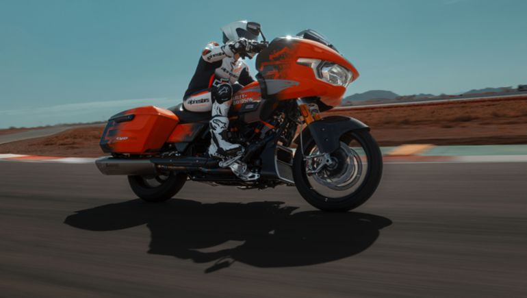 La imponente Harley-Davidson CVO Road Glide RR.