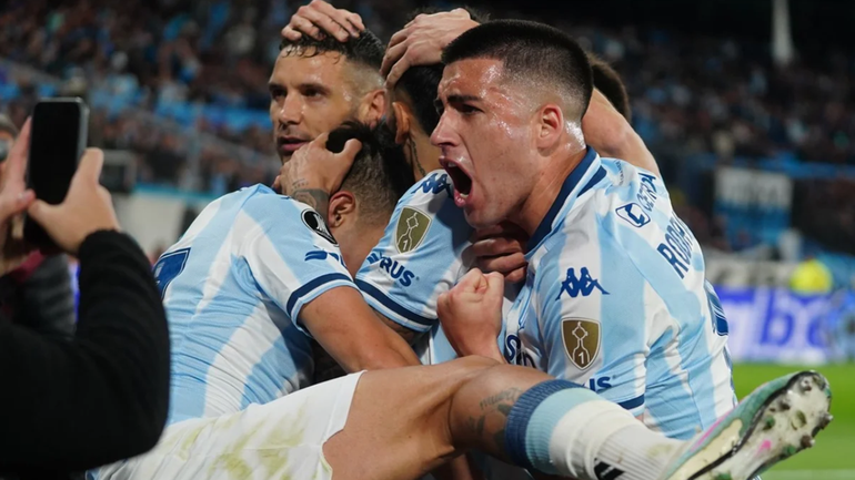 Racing espera por el ganador de Estudiantes y Flamengo.