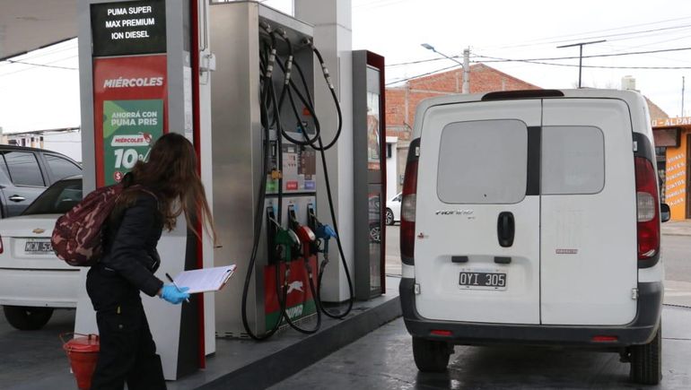 La Municipalidad controla un total de 28 estaciones de servicio. La Municipalidad controla un total de 28 estaciones de servicio.