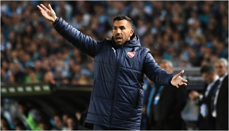 Enojado, Carlos Tevez tomó una postura durísima en Independiente