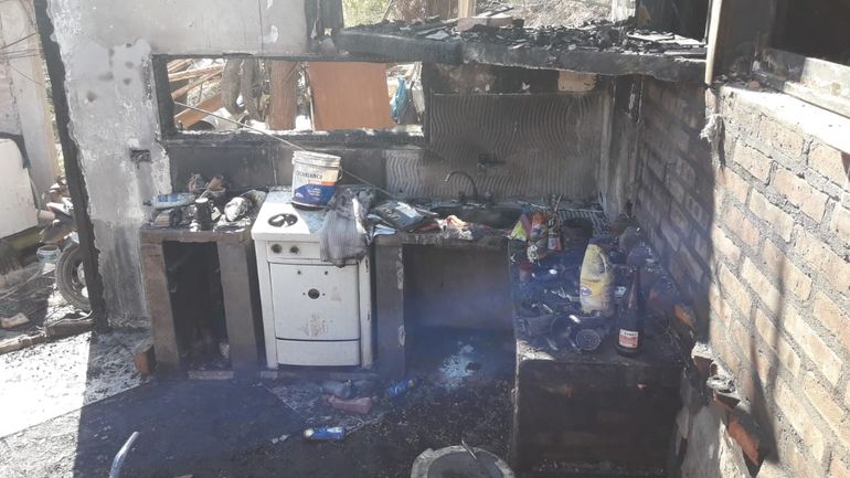 El dolor de la única sobreviviente del incendio en el barrio Islas Malvinas