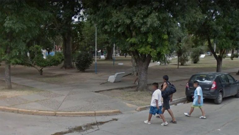 El hecho ocurrió en una plazoleta ubicada en la esquina de las calles Gandhi y General San Martín