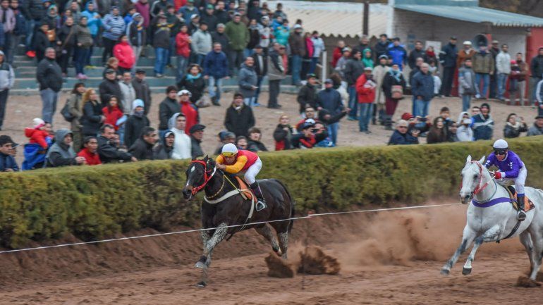 Maranatha ganó de punta en la prueba central de Canal V.&nbsp; ¡Que batacazo!