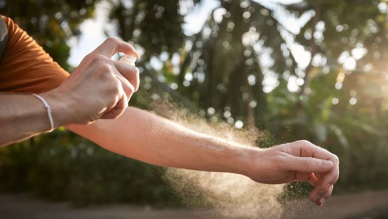 Cuidado: ANMAT prohibió la comercialización de una marca de repelente para mosquitos. Cuidado: ANMAT prohibió la comercialización de una marca de repelente para mosquitos.