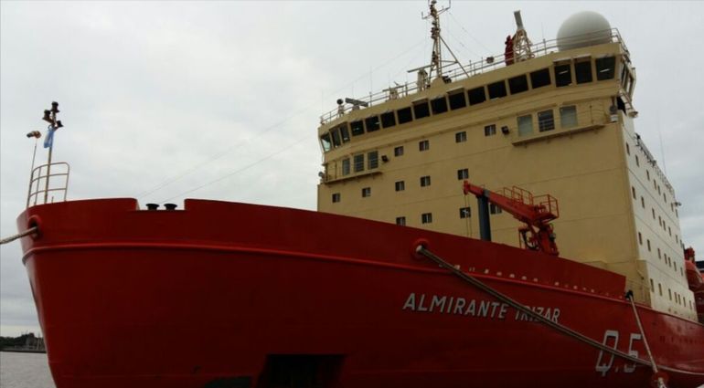 El rompehielos Almirante Irízar llegó este miércoles al muelle Comandante Luis Piedrabuena, en Puerto Madryn. El rompehielos Almirante Irízar llegó este miércoles al muelle Comandante Luis Piedrabuena, en Puerto Madryn.