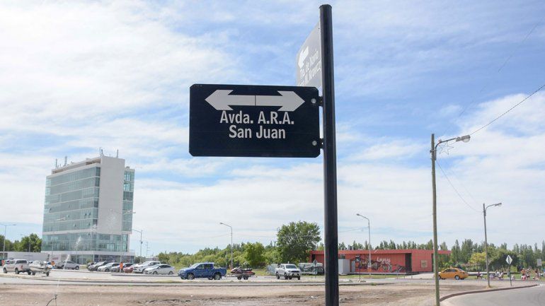 Nombran calles en homenaje al ARA San Juan