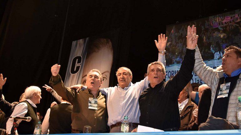 La CGT avisa: Si van a ofrecer migajas es mejor no tener ninguna reunión