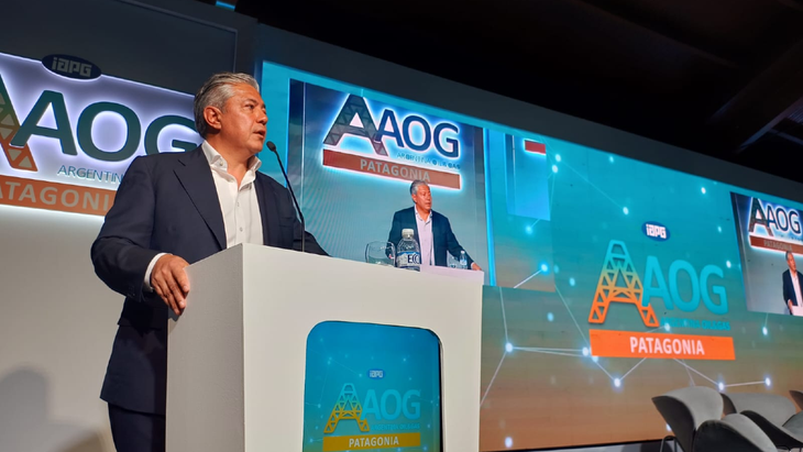 Rolando Figueroa en la inauguración de la AOG Patagonia