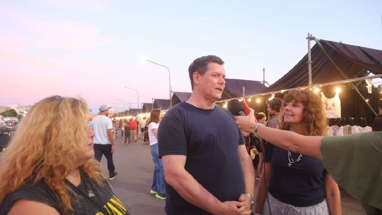 El secretario de Turismo y Promoción Humana, Diego Cayol y la Jefa de Gabinete de la Municipalidad de Neuquén, María Pasqualini. El secretario de Turismo y Promoción Humana, Diego Cayol y la Jefa de Gabinete de la Municipalidad de Neuquén, María Pasqualini.