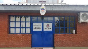 La Policía neuquina está haciendo un gran despliegue para atrapar a los sospechosos. La Policía neuquina está haciendo un gran despliegue para atrapar a los sospechosos.