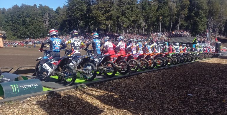 25.000 personas por día asistieron al predio para disfrutar de la competición. 25.000 personas por día asistieron al predio para disfrutar de la competición.