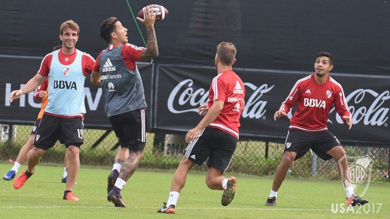 Ayer los jugadores tuvieron un entrenamiento con la ovalada.
