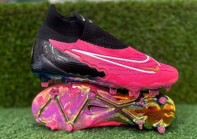 Golpearon y le robaron los botines de fútbol a un pibe de 14: la desesperada carta de una madre a los ladrones