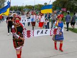 La comunidad ucraniana en Neuquén marchó por la paz