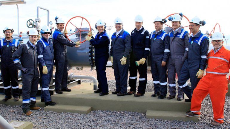 Un nuevo hito petrolero y mensajes hacia el otro lado de la cordillera
