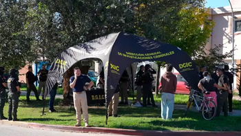 un adolescente planficaba una masacre en su escuela: tenia armas y manuales para fabricar bombas un adolescente planficaba una masacre en su escuela: tenia armas y manuales para fabricar bombas