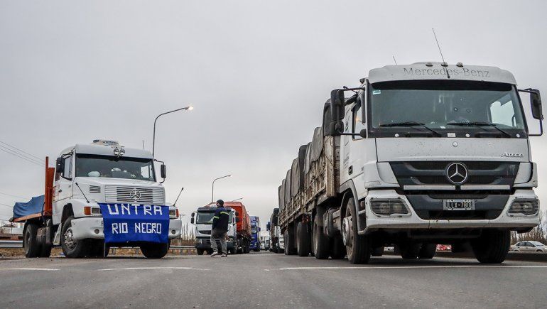 Transportistas volvieron a las rutas del Alto Valle