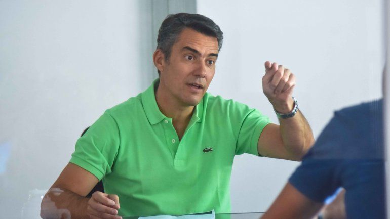 Parrilli ha tenido al peronismo inmovilizado