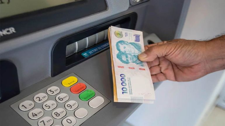 Bancos redujeron el monto de efectivo que se puede retirar en cajeros automáticos: ¿De cuánto es?