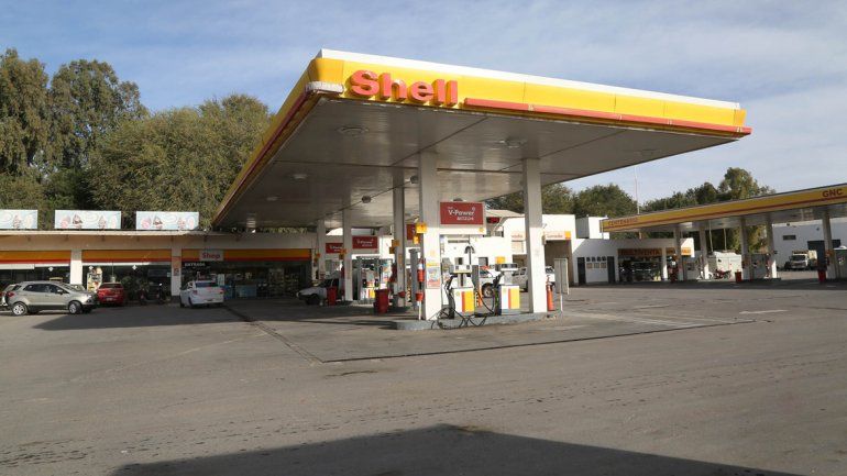 La estación Shell está ubicada en la segunda rotonda de Ruta 7.