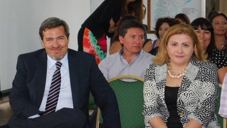 El juez Juan Pablo Balderrama junto a la jueza Carina Álvarez.