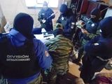 Megaoperativo en Plottier: secuestraron drogas y más de un millón de pesos