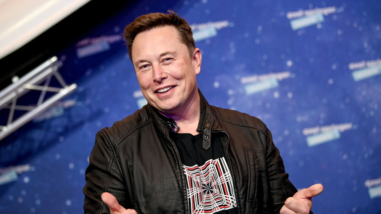 Elon Musk suspende la compra de Twitter por las cuentas falsas