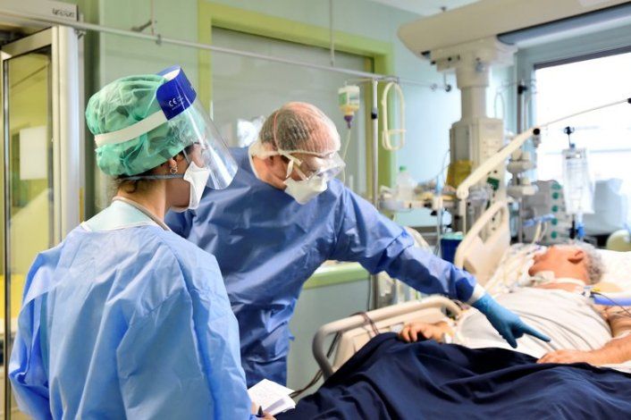 Covid-19: un médico italiano es acusado de matar a pacientes para liberar camas