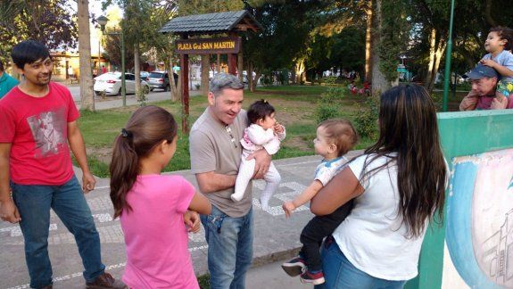 la defensa de los consumidores, lema de chino sanchez