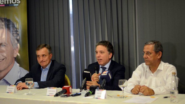 Dujovne: Vamos a bajar un dígito la inflación en 2018