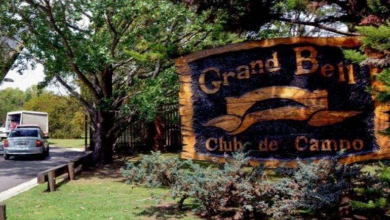 Vecinos del country cuestionaron la multa y señalaron que otros episodios graves quedaron sin respuesta. Vecinos del country cuestionaron la multa y señalaron que otros episodios graves quedaron sin respuesta.