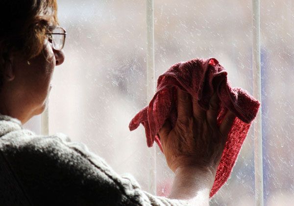 Las empleadas domésticas cerrarán el año con aumento y bono. Las empleadas domésticas cerrarán el año con aumento y bono.