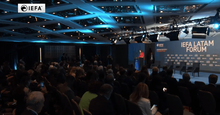 La charla se dio en la reunión impulsada por la International Economic Forum of the Americas (IEFA). La charla se dio en la reunión impulsada por la International Economic Forum of the Americas (IEFA).