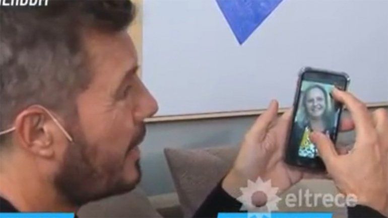 En vivo, Marcelo Tinelli encontró en las redes a la mujer que le dio su primer beso