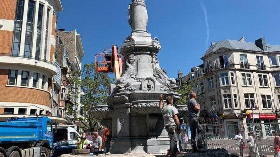 Aparece en una fuente el corazón de un ex alcalde