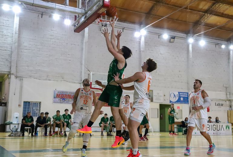 Liga Federal de básquet: Biguá lo perdió en la última bola con Roca y este viernes hay clásico capitalino