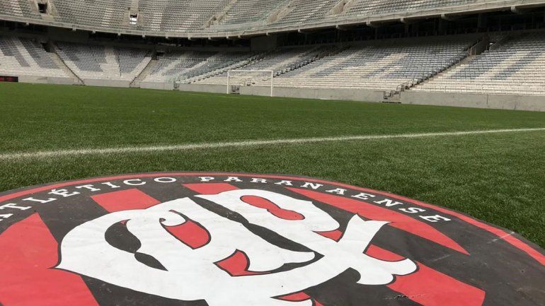 Una final en césped sintético para River en Brasil por la Recopa