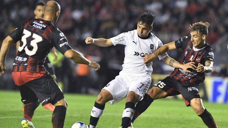 El Rojo consiguió un empate agónico ante Patronato