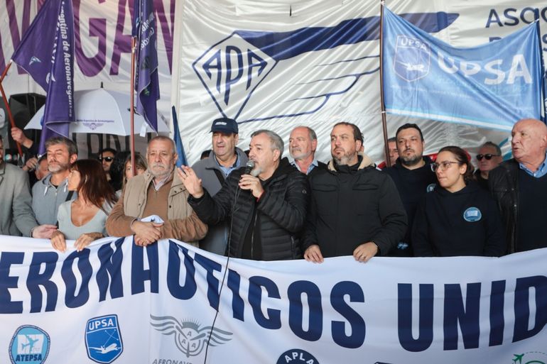 Grave amenaza de muerte al dirigente de ATE Rodolfo Aguiar tras una protesta en Aeroparque