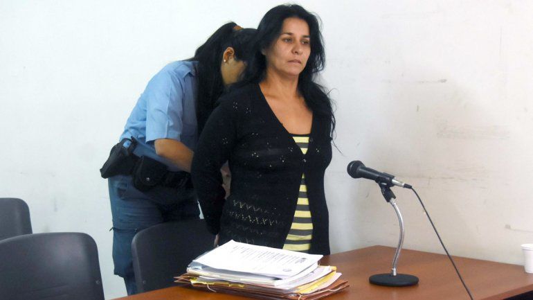 Nanci Valenzuela estuvo toda la audiencia con la cabeza gacha.