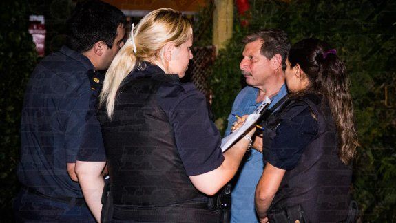 Ezequiel Bustos, el nieto agresor, llamó al 911 luego de cometer el crimen y confesó todo. Según los vecinos, la anciana lo había denunciado por violencia.