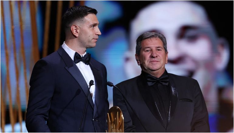 Dibu Martínez Dibu Martínez