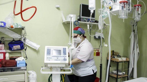 Muy pocos pacientes con Covid-19 salen vivos de una terapia intensiva