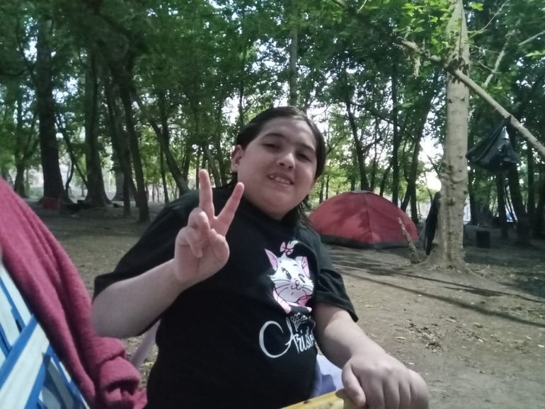 Luz tiene 15 años y padece un tumor cerebral.