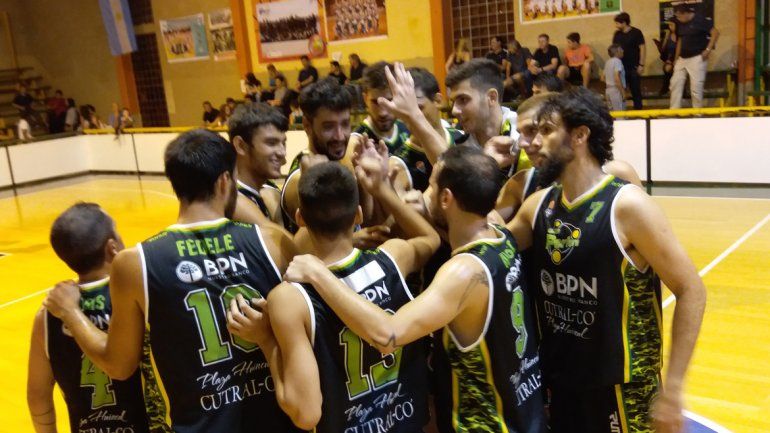 Triunfo y punta para el Verde.