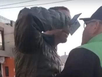 Fabricio Sachi, fiscal auxiliar en Santa Cruz, se negó a un control de alcoholemia en Comodoro Rivadavia, donde vive, y ahora quedó imputado ante la justicia de Chubut por resistencia a la autoridad. Fabricio Sachi, fiscal auxiliar en Santa Cruz, se negó a un control de alcoholemia en Comodoro Rivadavia, donde vive, y ahora quedó imputado ante la justicia de Chubut por resistencia a la autoridad.